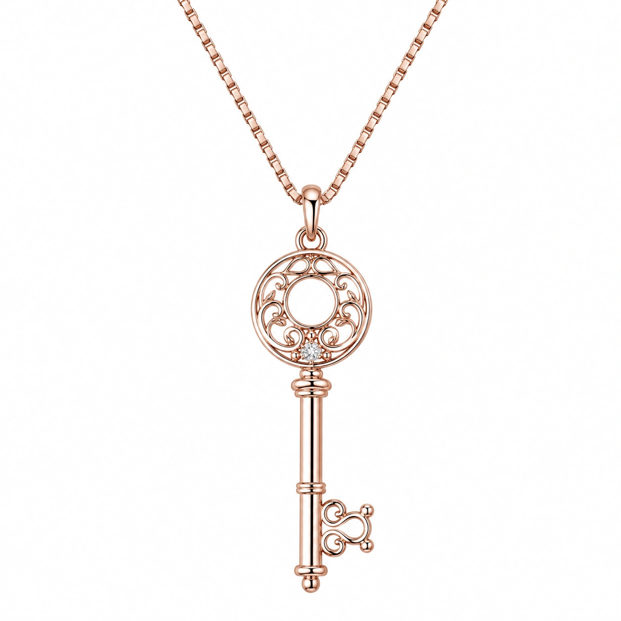 Collana Pendente Chiave in Oro Rosa con Dettagli Intricati