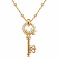 Collana Elegante con Pendente Chiave e Cristalli Brillanti Oro